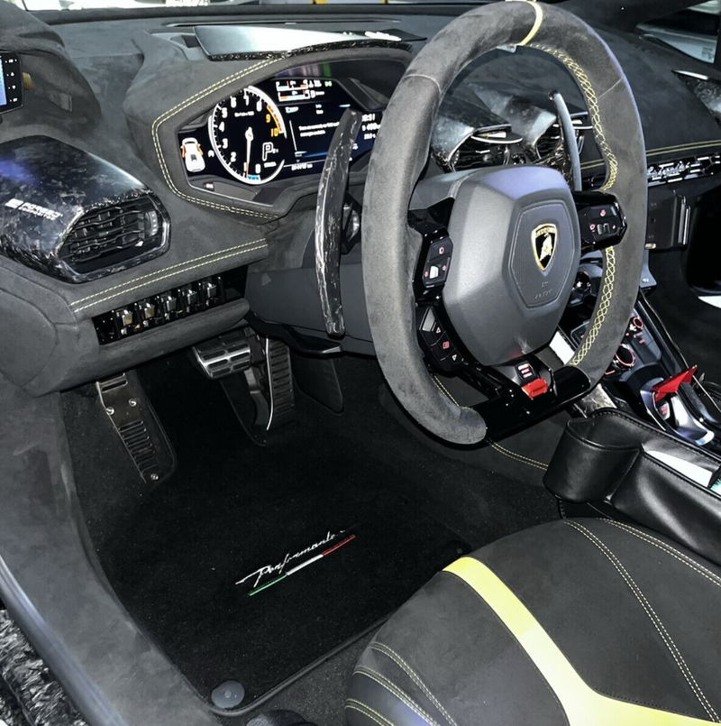 Premium Floor Mats for Your Lamborghini Performante