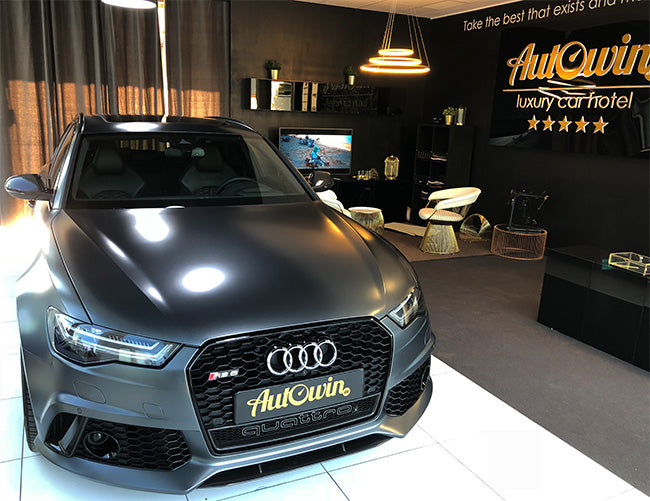 Audi RS6 AutoWin Hotel