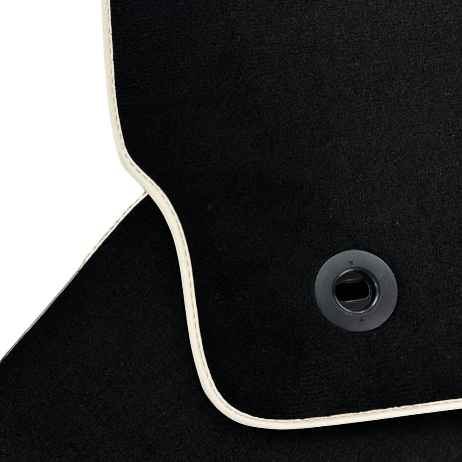 Floor Mats for Toyota Auris (2007-2012) - AutoWin