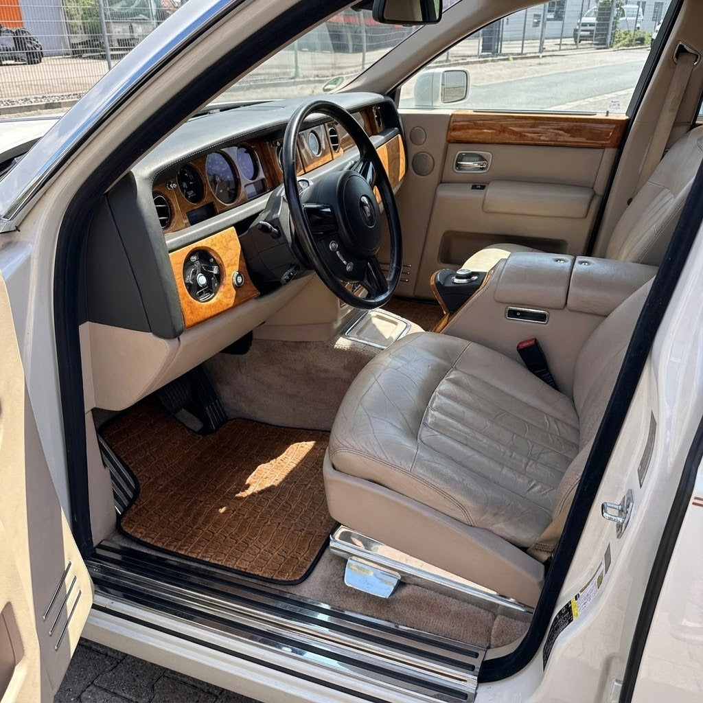 Grüne Leder-Fußmatten für Rolls Royce Black Badge Phantom 2003–2016 - AutoWin