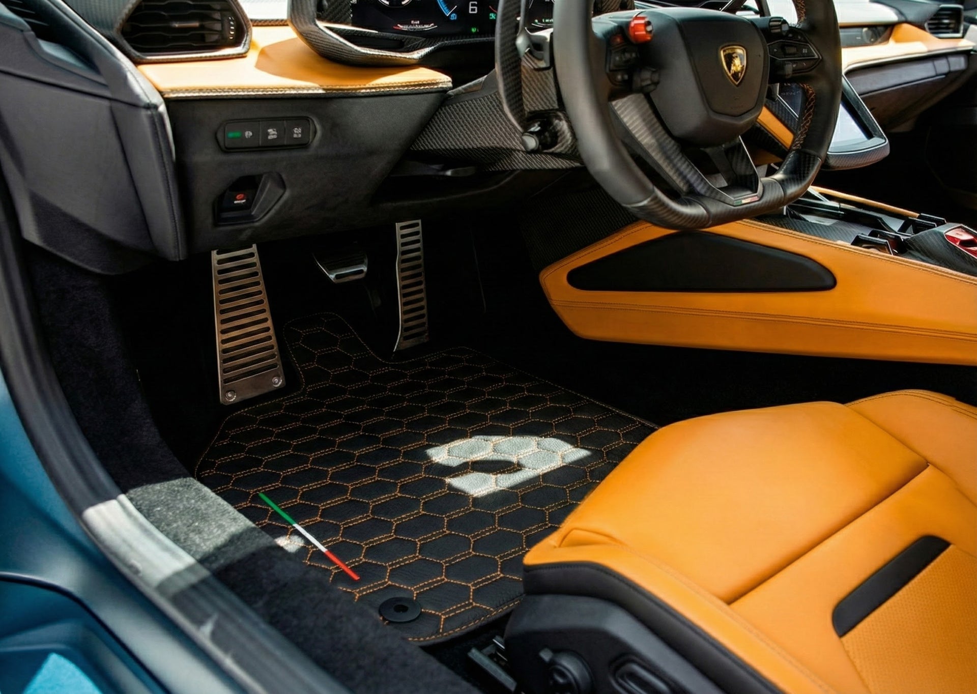 Personalisierbare Leder-Fußmatten mit Divario-Muster für Lamborghini Temerario (2025-2026) - AutoWin