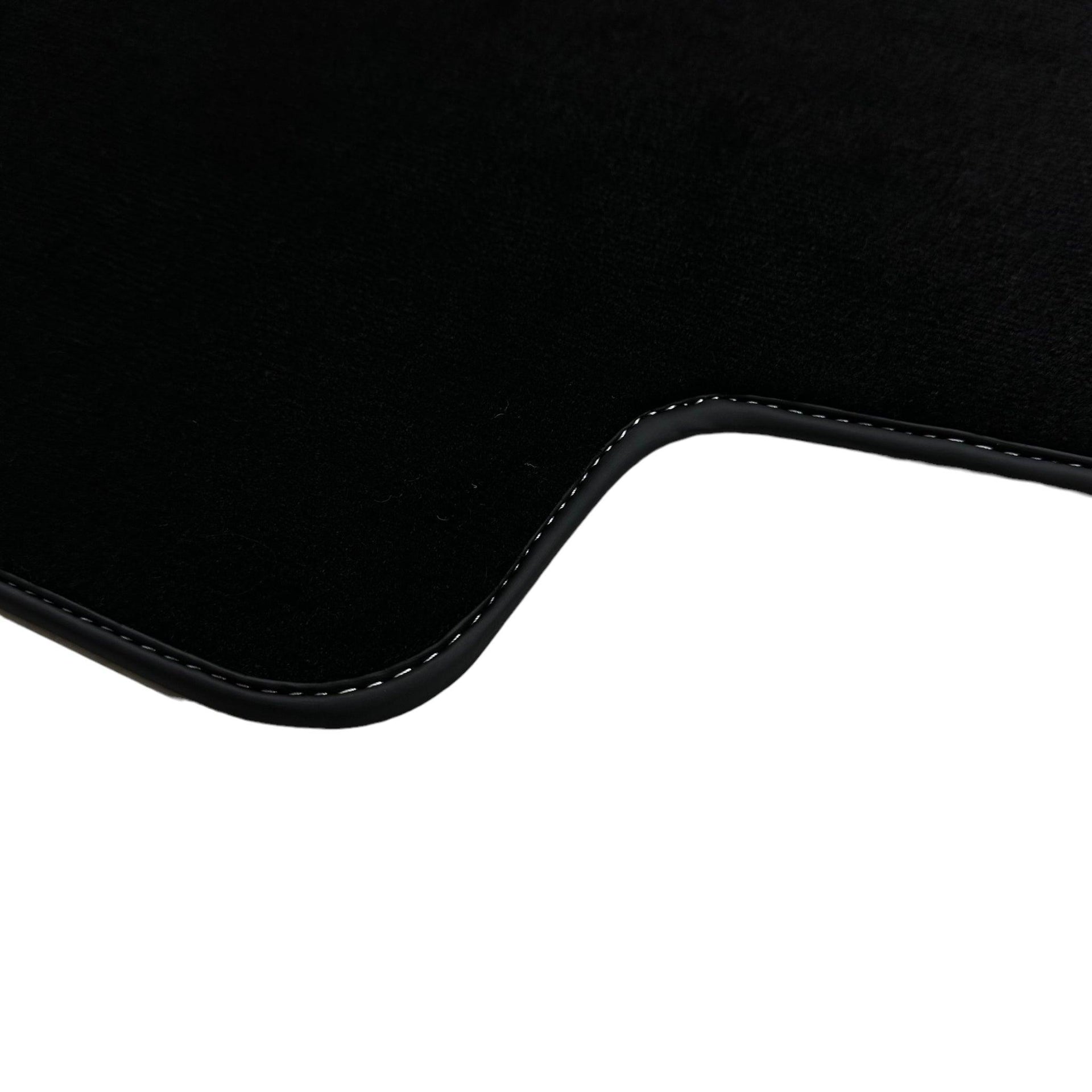 Black Floor Mats For Toyota Corolla E16 (2014-2019) - AutoWin