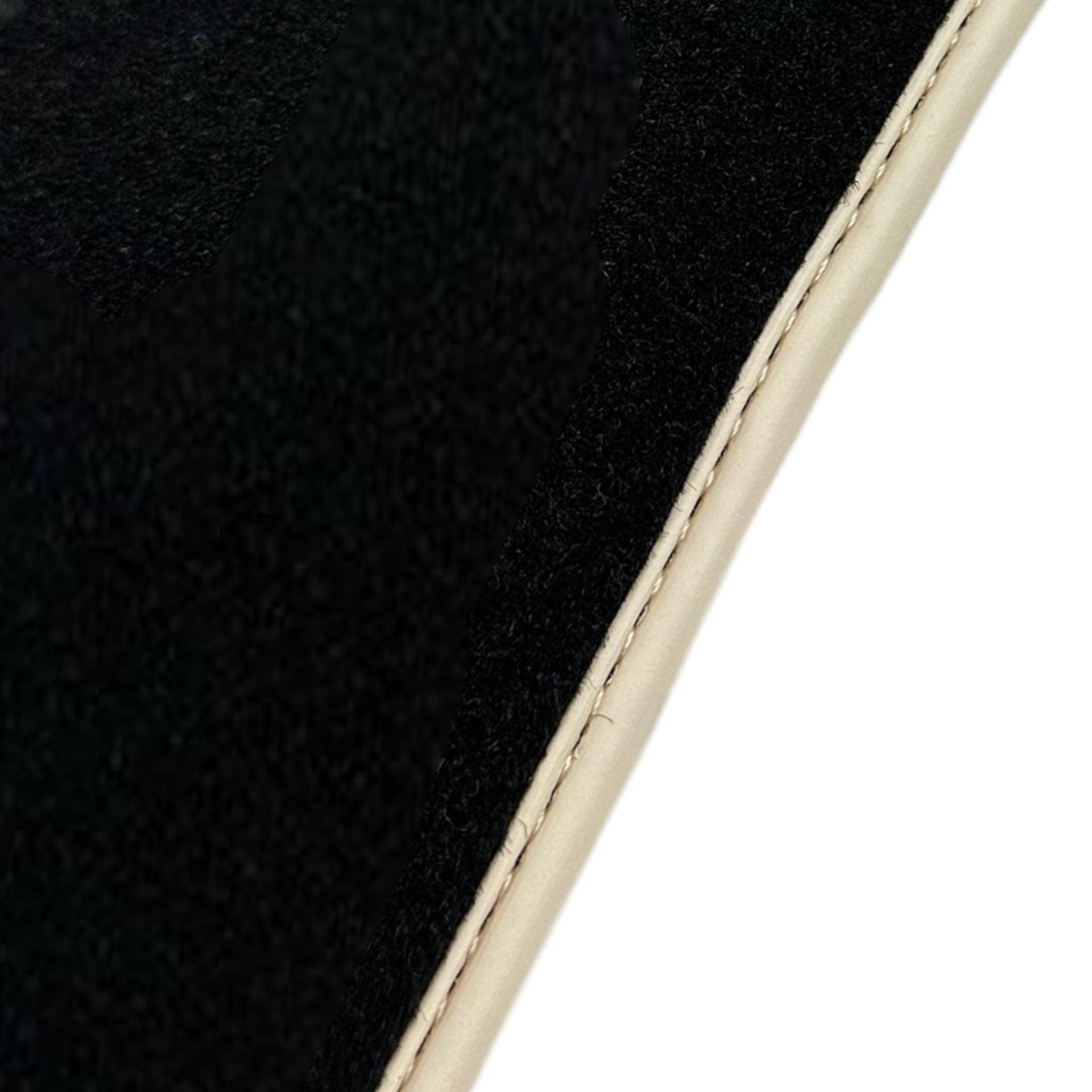 Black Floor Mats For Toyota Land Cruiser 120 (2002-2009) | Beige Trim - AutoWin