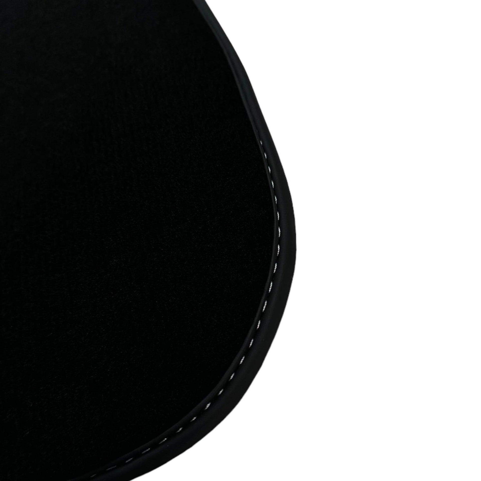 Floor Mats for Toyota Land Cruiser 100 (1998-2007) - AutoWin