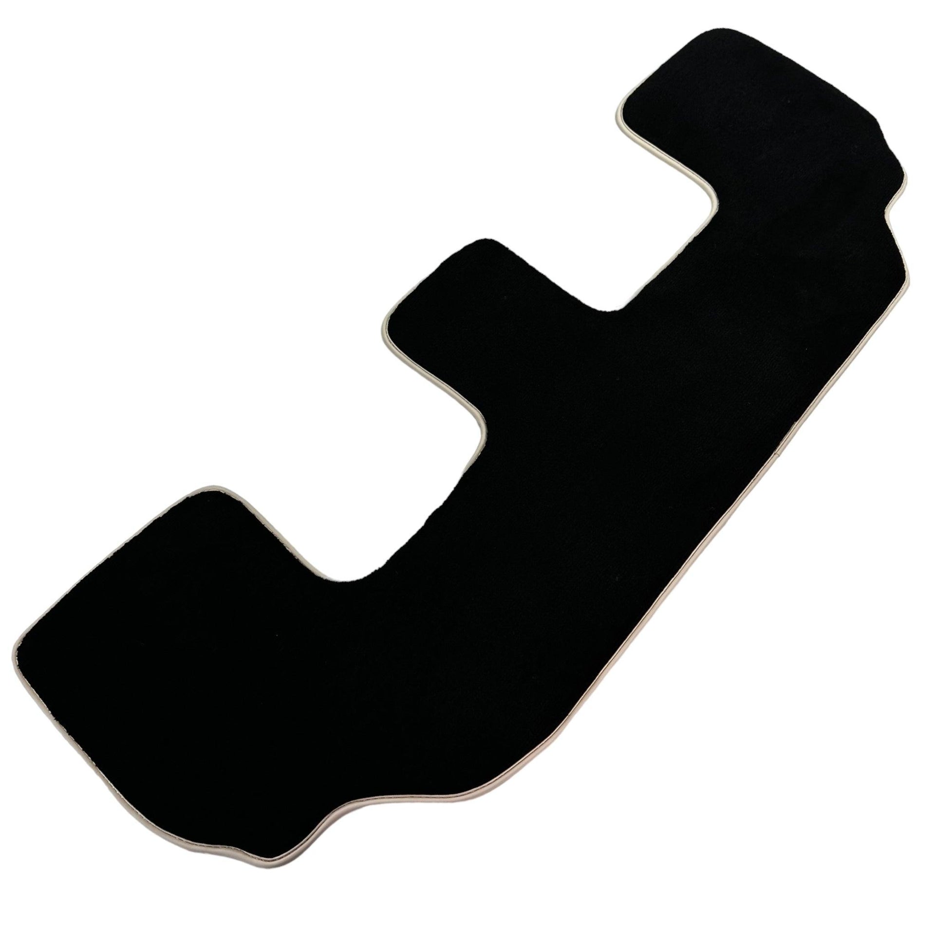 Black Floor Mats For Toyota Corolla Verso (2004-2009) - AutoWin