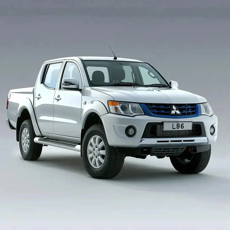 Mitsubishi L200 (2006-2015) Club Cab Accessories