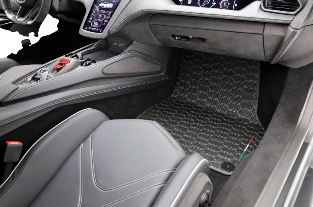 Tapis de voiture en cuir personnalisable avec motif en diamant double pour Lamborghini Revuelto (2024-2025) - AutoWin