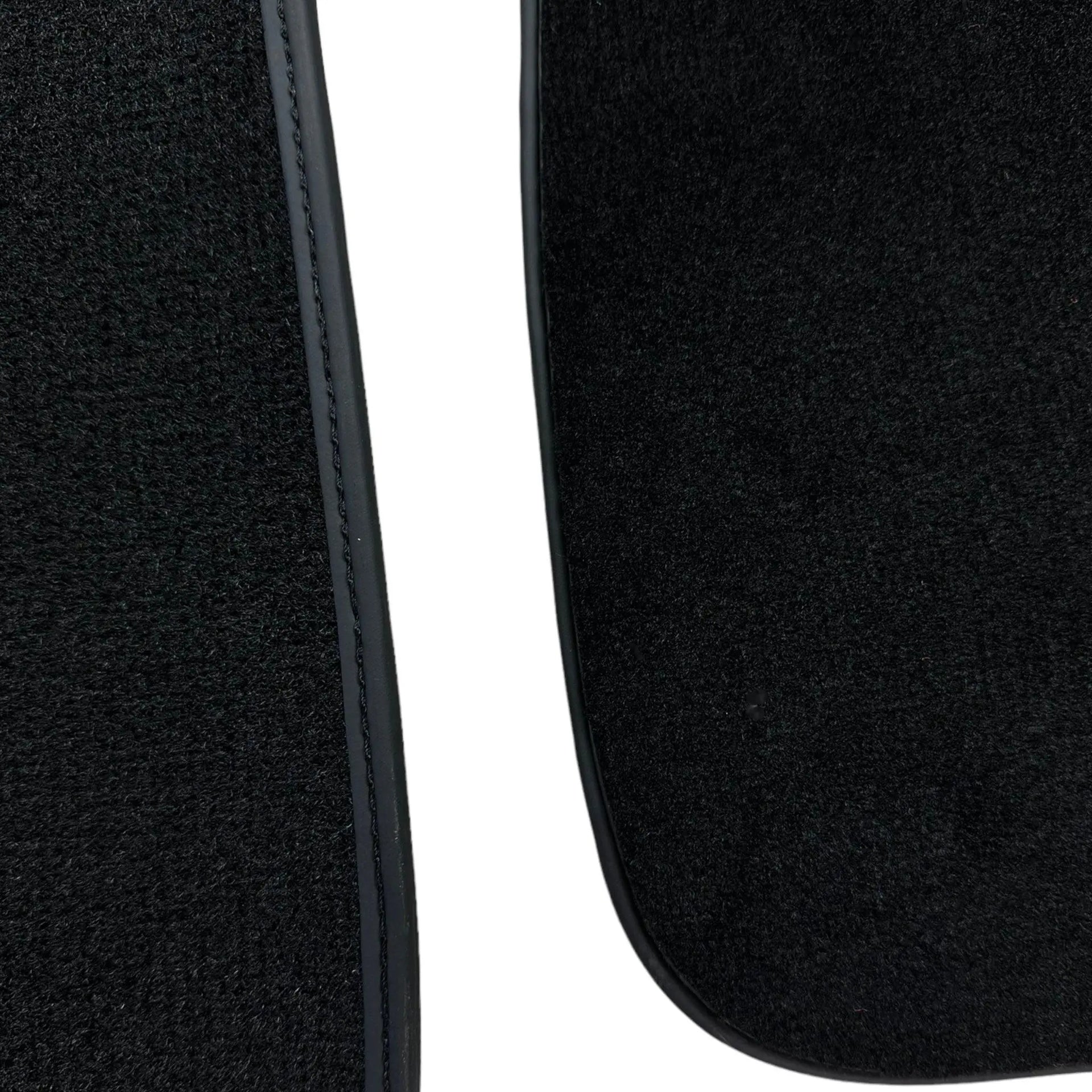 Black Floor Mats For BMW 3 Series E90 Tailored Set - AutoWin