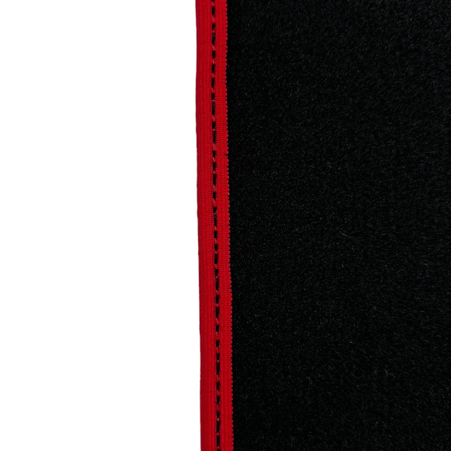 Black Floor Mats For Chevrolet Corvette C6 (2005-2013) - AutoWin