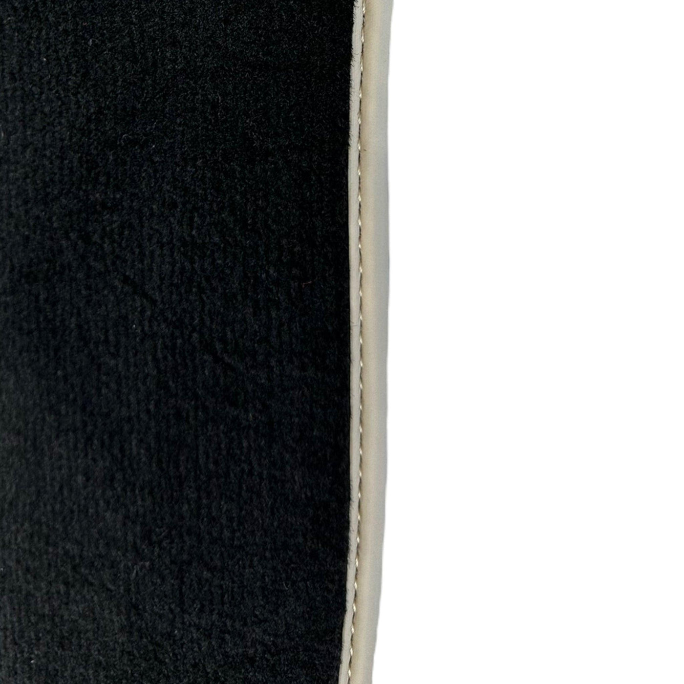 Black Floor Mats for Alfa Romeo 159 4-door Sedan (2006-2011) - AutoWin