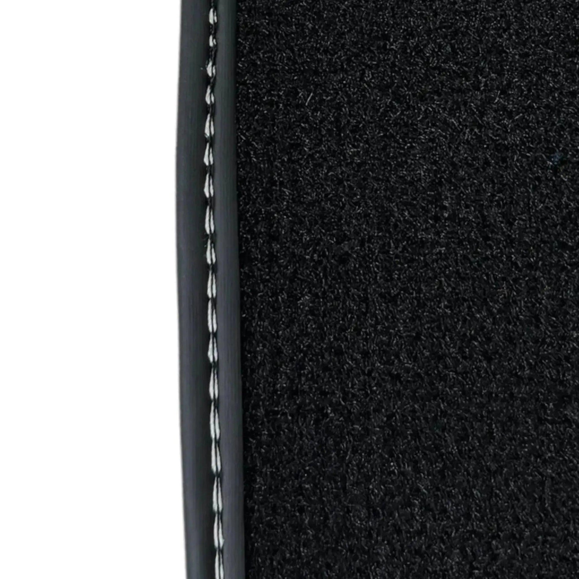 Black Floor Mats for Toyota Highlander 7 Seater (2021-2023) - AutoWin