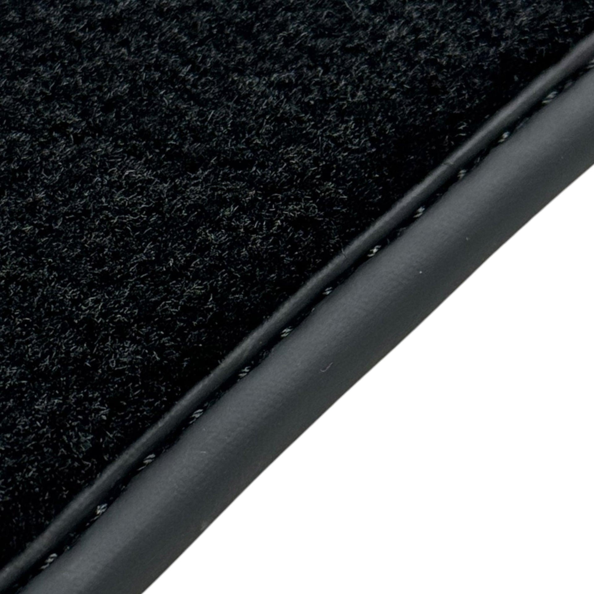 Black Floor Mats for Audi Q5 FYT Sportback (2021-2024) - AutoWin