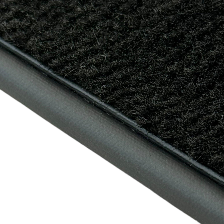Black Floor Mats for Audi Q3 8U (2011-2018) - AutoWin