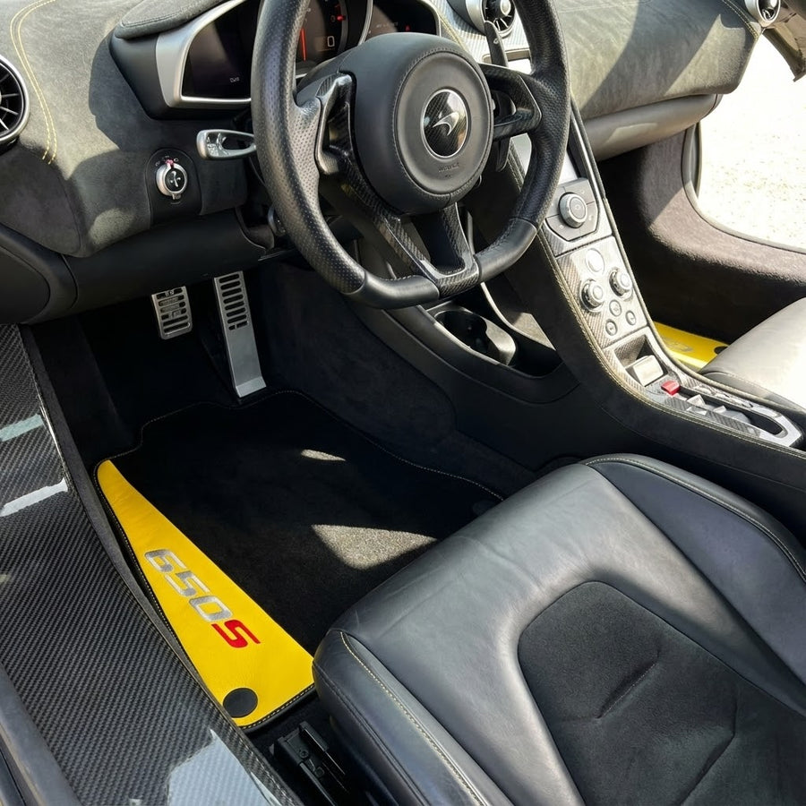 Tapis de voiture noirs pour McLaren 650S sur mesure avec
