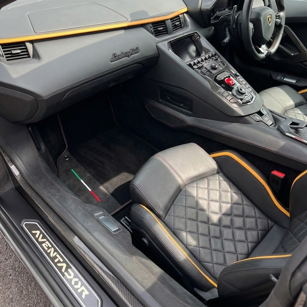 Interior look of floor mats for Lamborghini Aventador SVJ