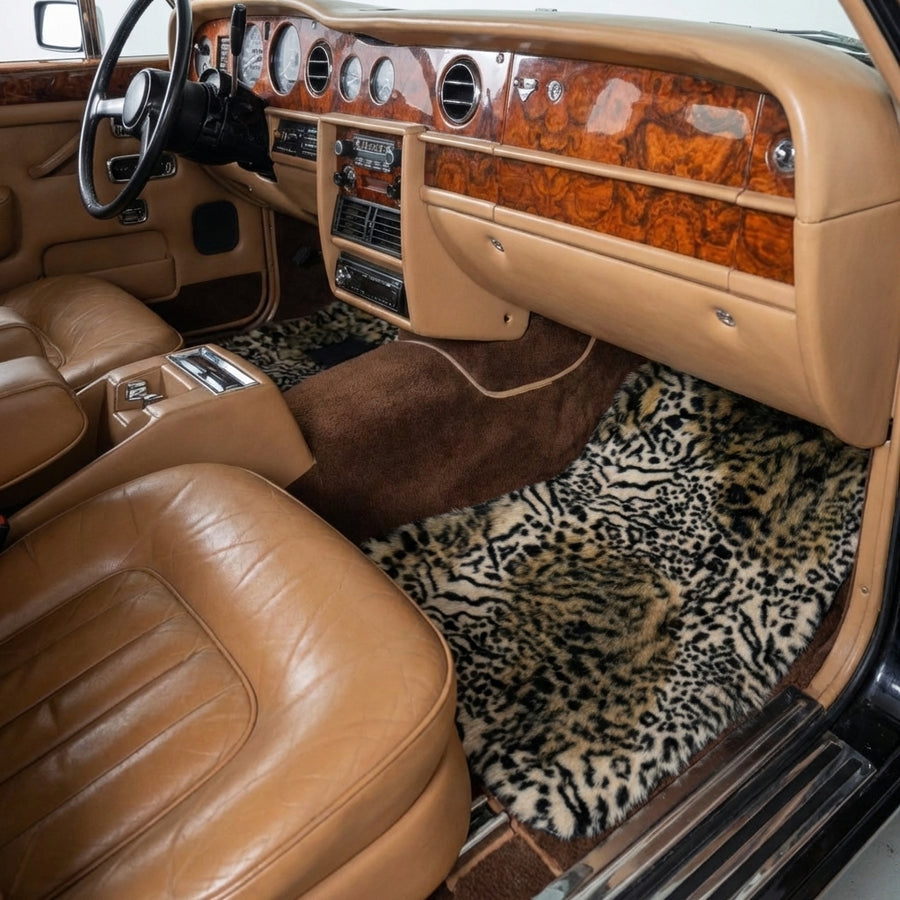 Schwarze Schaffell-Fußmatten für Rolls-Royce Cullinan (2018–2023) No Steps Edition
