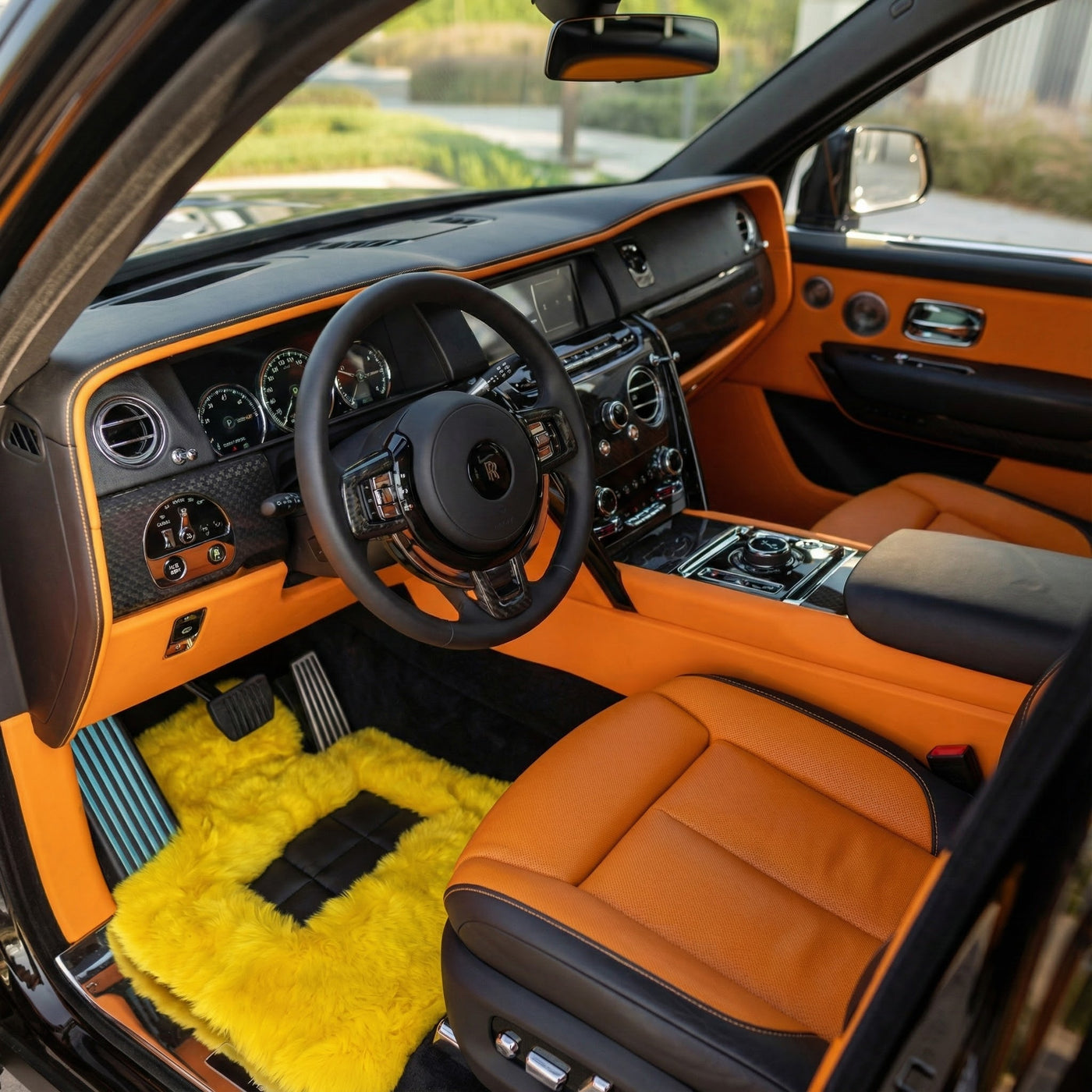 Tapis de voiture en peau de mouton jaune pour Rolls Royce Cullinan RR31 (2018-2025) Design ER56
