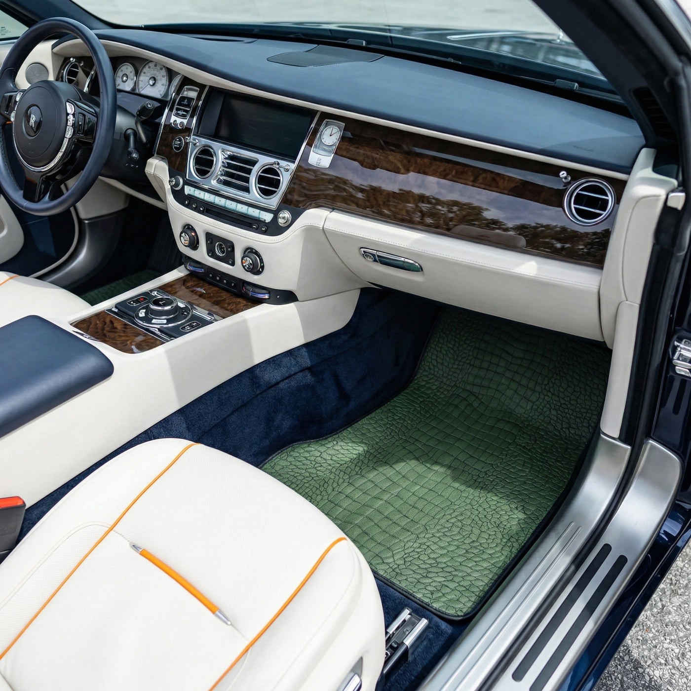 Tapis de voiture en cuir vert pour Rolls Royce Black Badge Dawn Rr6 2016-2023