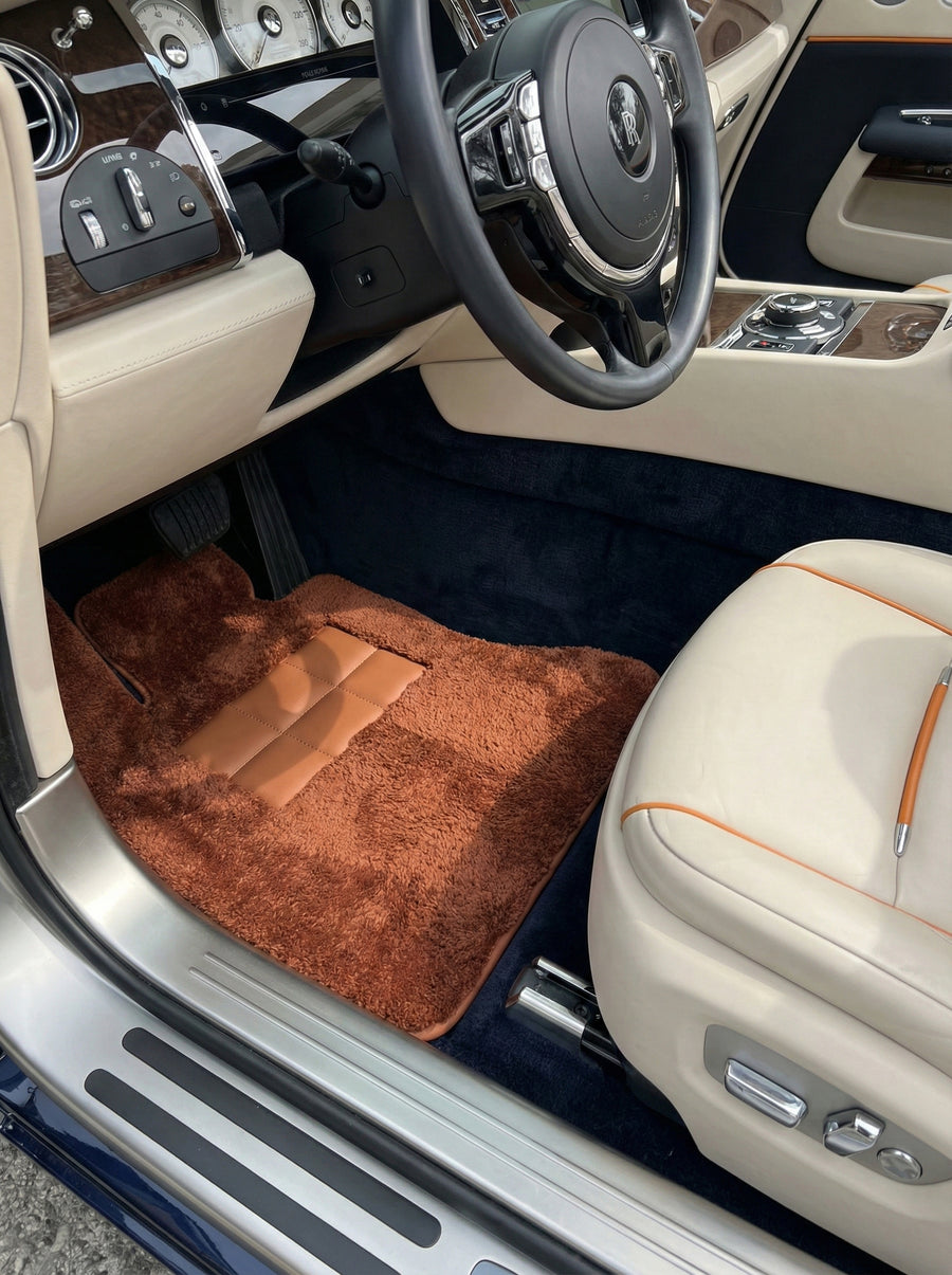 Braune Schaffell-Fußmatten für Rolls Royce Dawn Rr6 2016–2023 Er56 Designmarke
