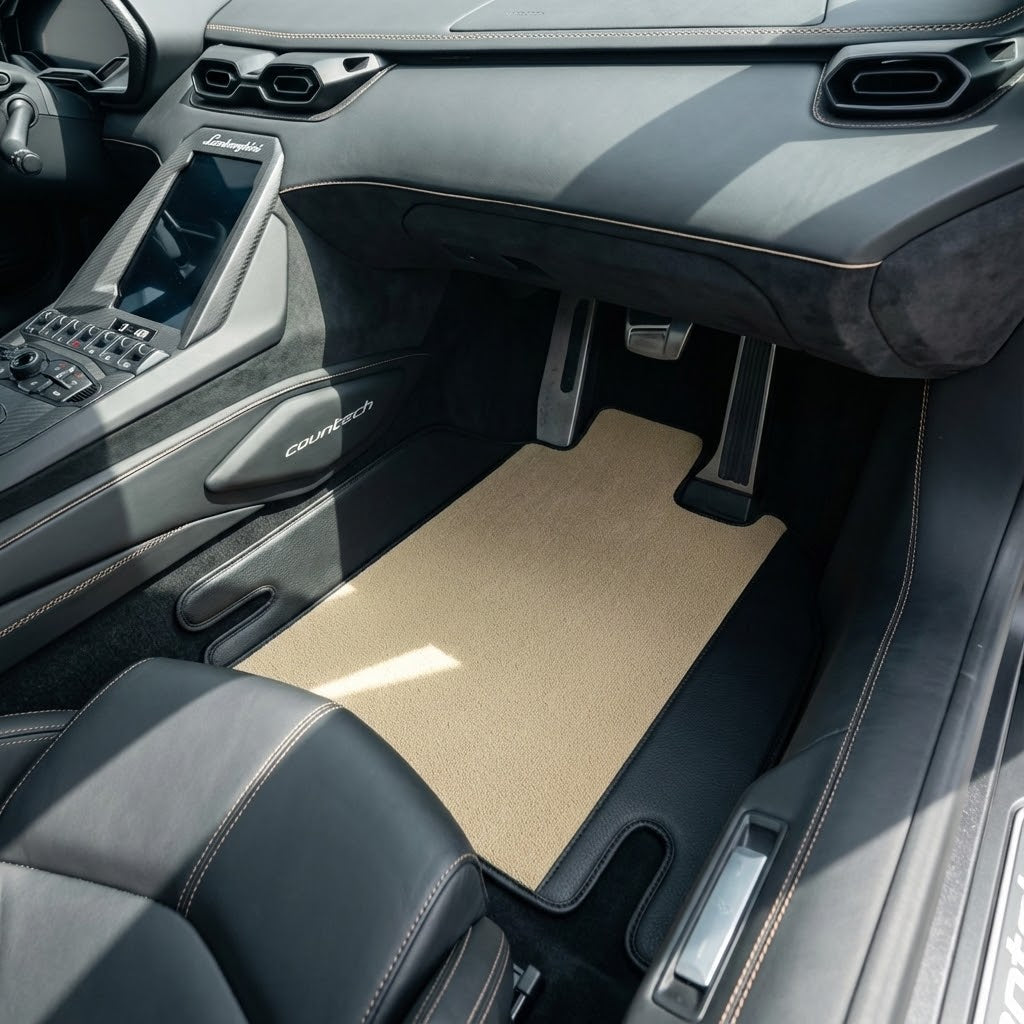 Anpassbare Lederfußmatten mit Dreiecksmuster für Lamborghini Countach (1974–1990) - AutoWin