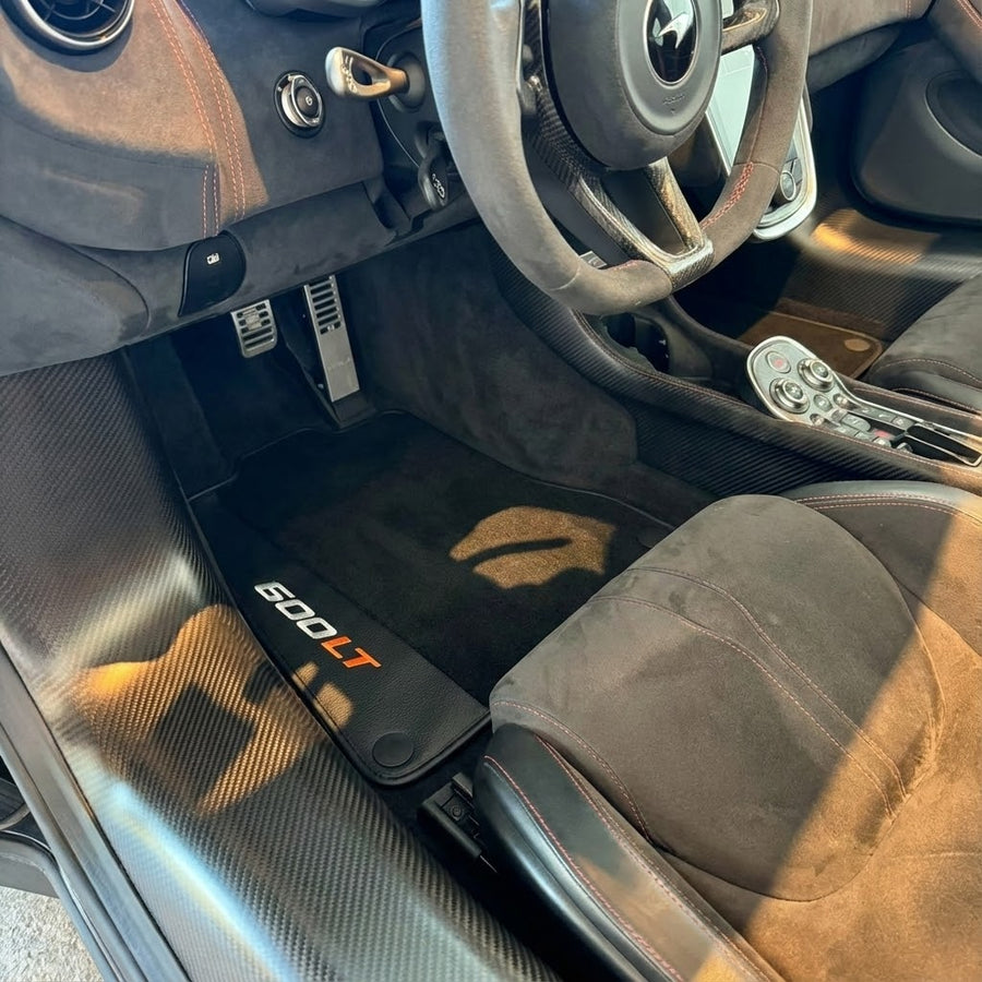Schwarze Fußmatten für McLaren 600 LT (2018–2020) mit Leder