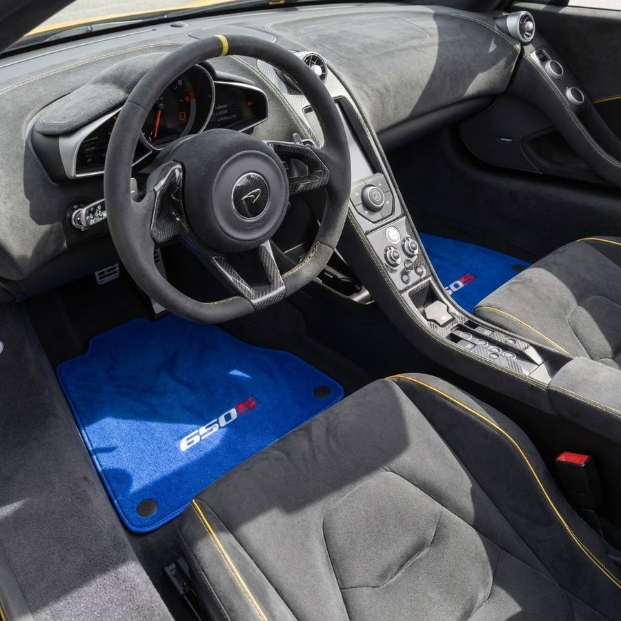 Blaue Fußmatten für McLaren 650S, maßgeschneidert