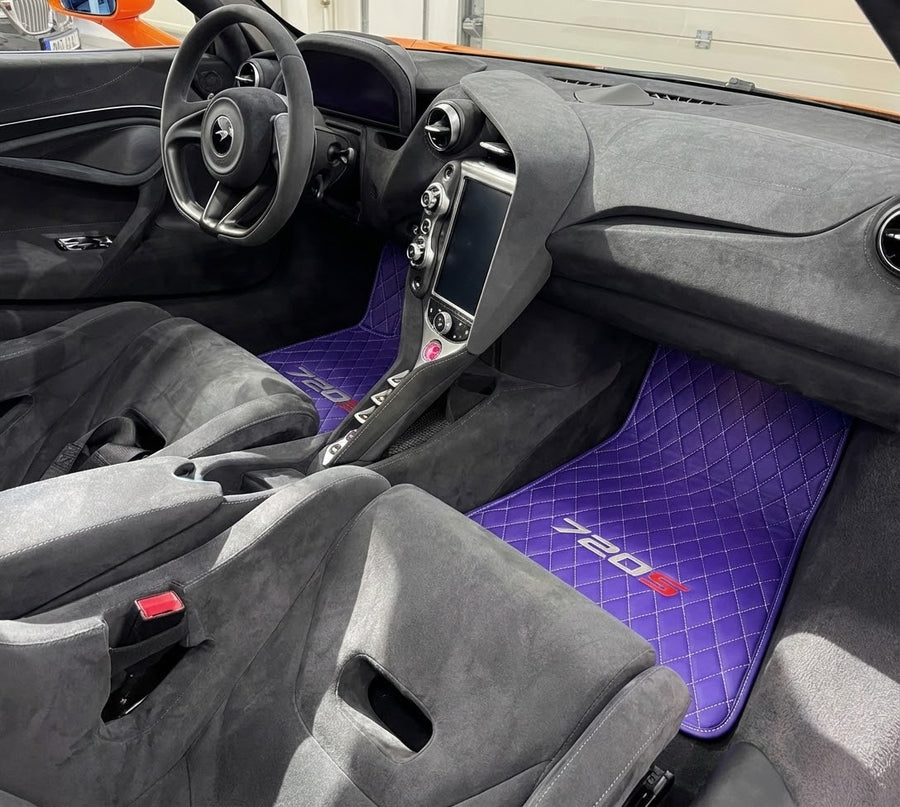 Lila Leder-Fußmatten für McLaren 720S