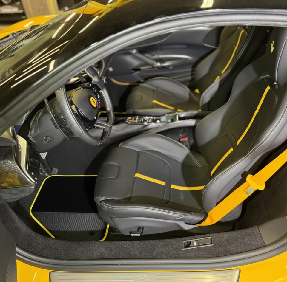 Pour SF90 Stradale (2019-2024)