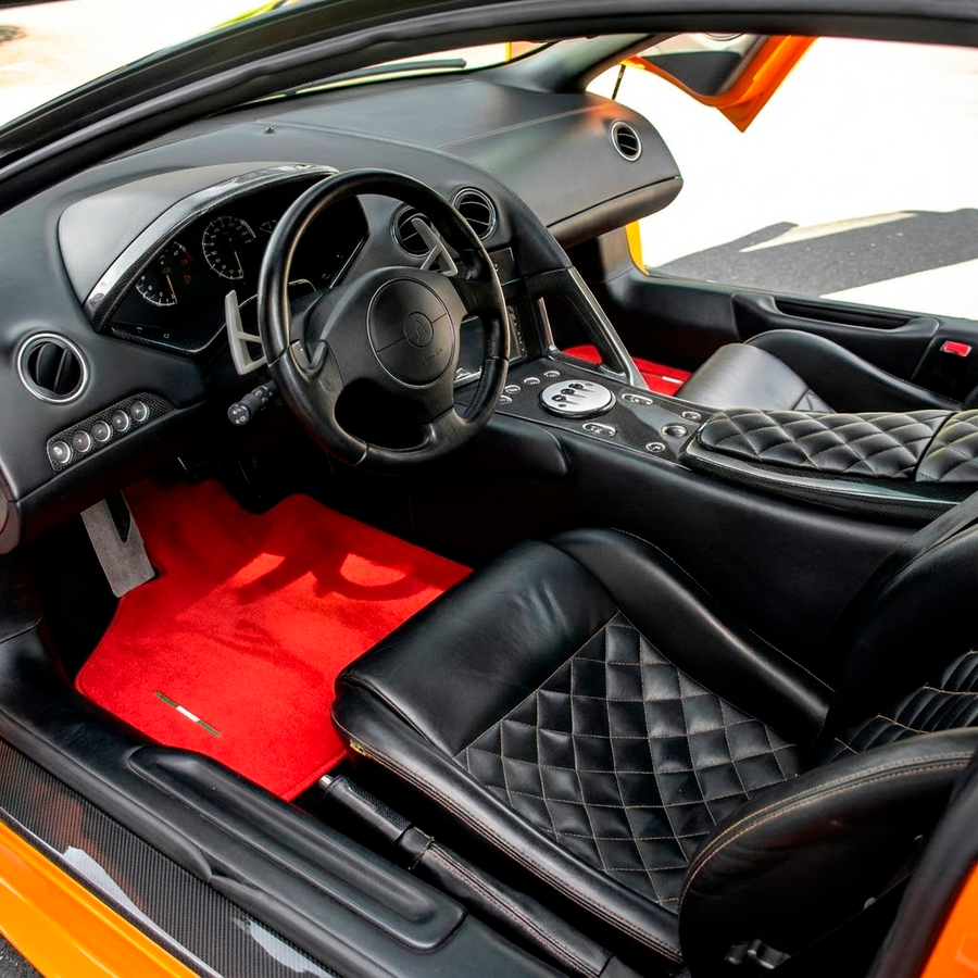 Anpassbare rote Fußmatten für Lamborghini Murcielago Marke AutoWin