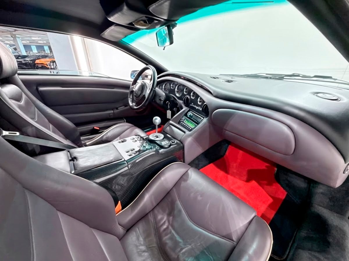 Customizable Red Floor Mats for Lamborghini Diablo 1990-2001 With Alcantara Leather