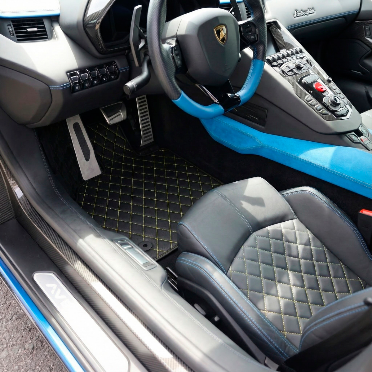 Customizable Leather Floor Mats with Single Diamond Pattern for Lamborghini Aventador (2012-2022)