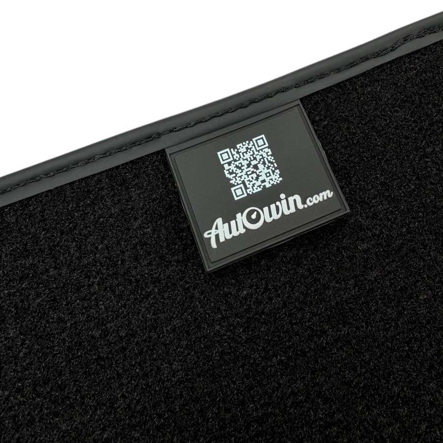 ER56 Design Black Floor Mats for Jeep Commander (2006-2010) with Leather