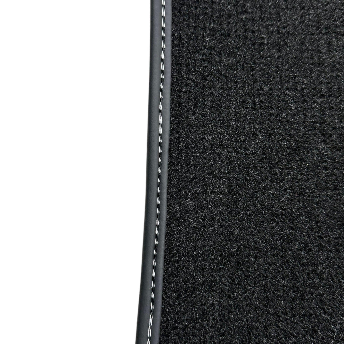 Black Floor Mats for Audi TT MK2 Convertible (2006-2014) - AutoWin