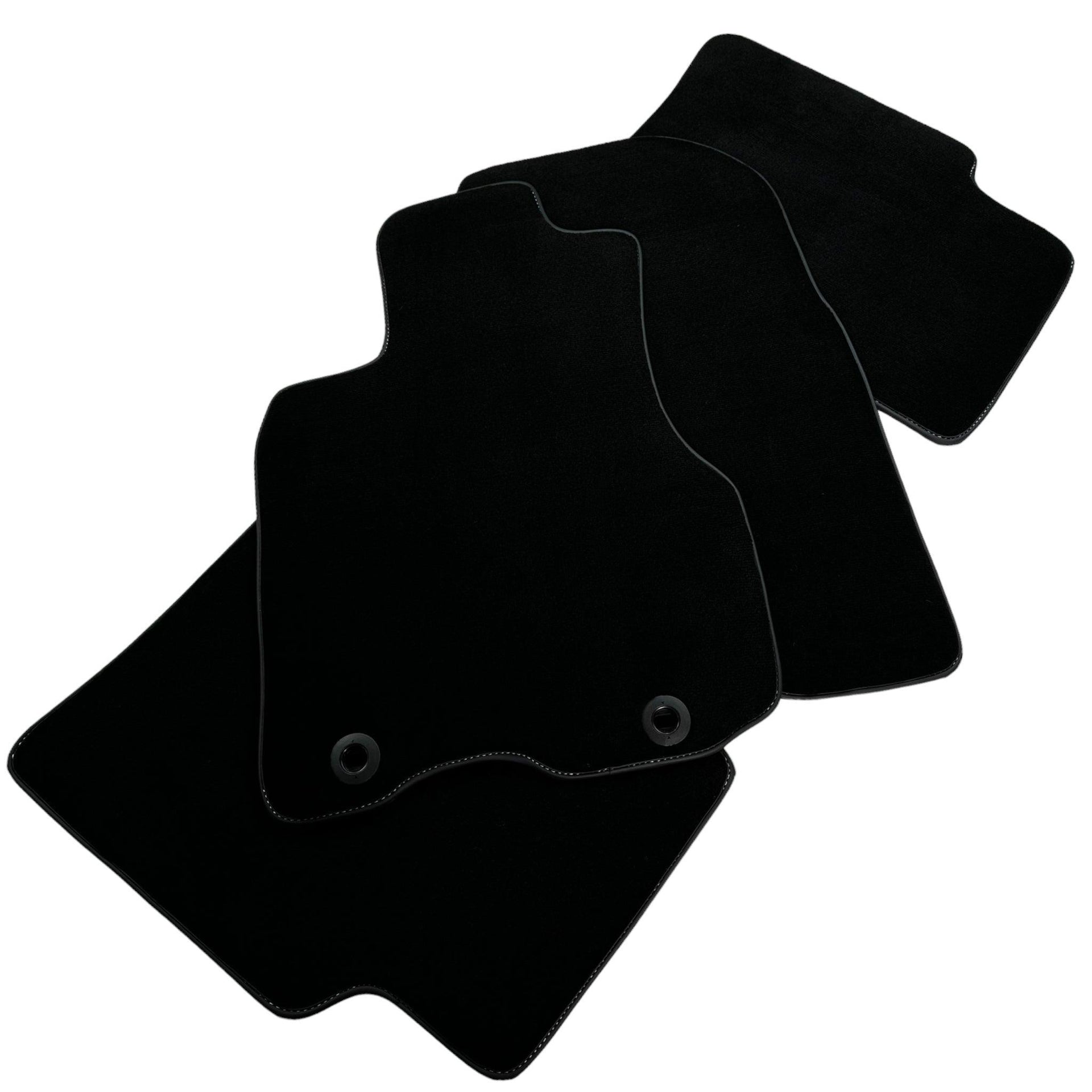 Black Floor Mats For Honda CR-V (2002-2006) - AutoWin