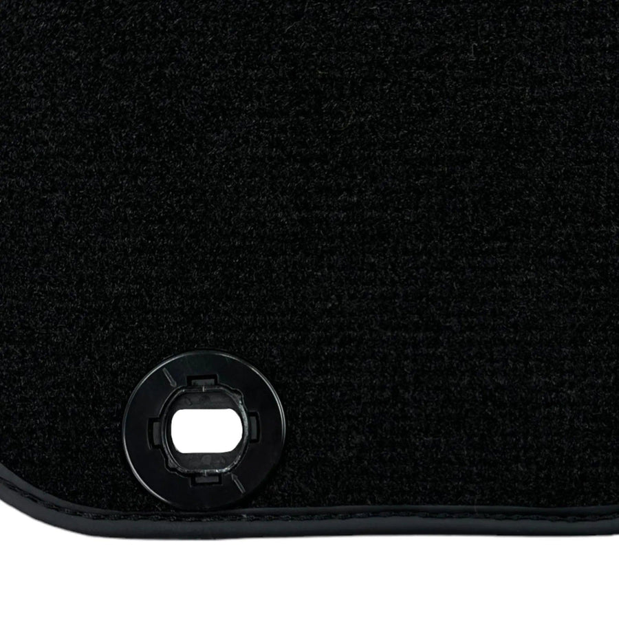 Black Floor Mats for Infiniti Q70 (2013-2020) - AutoWin