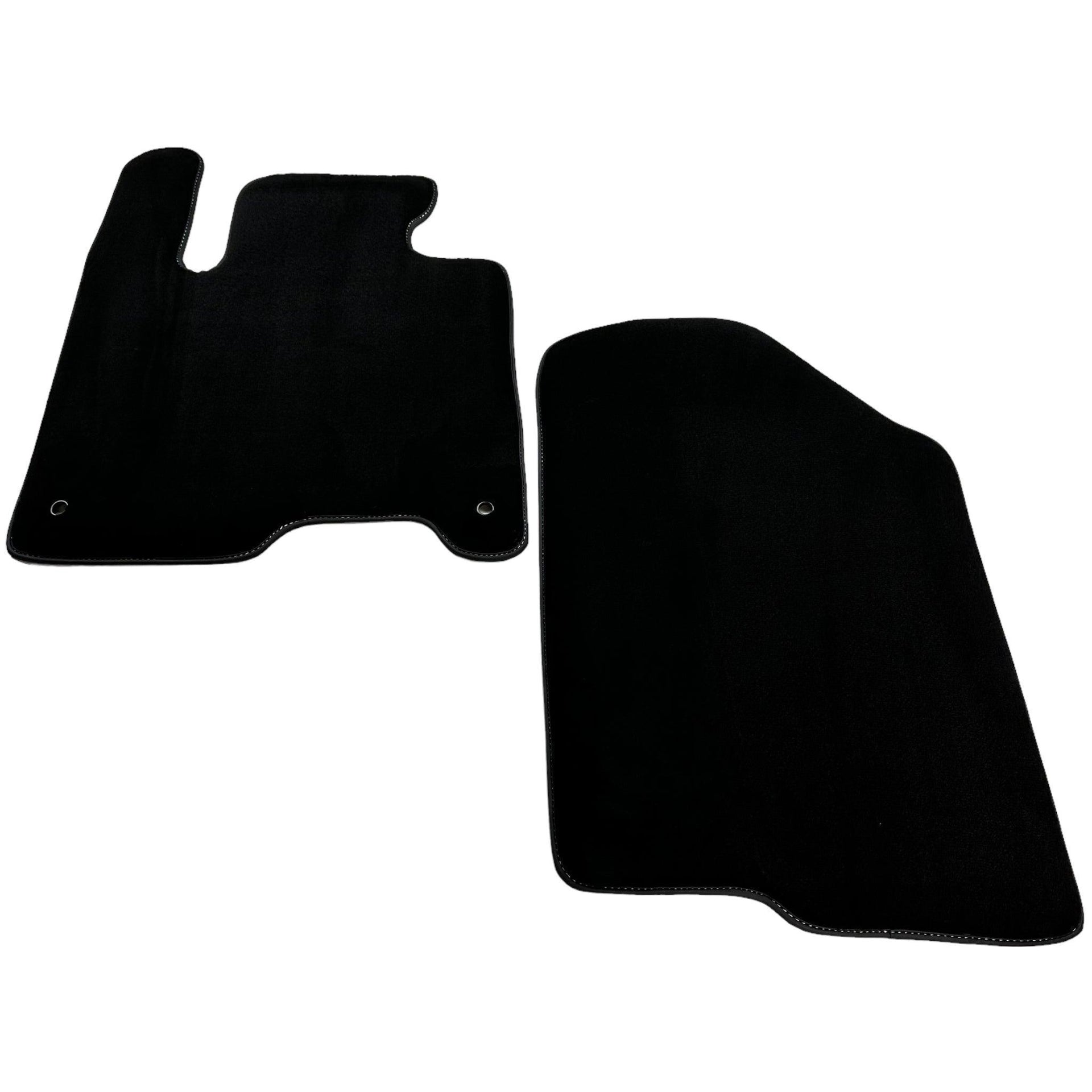 Black Floor Mats for Kia Carnival (2005-2007) Manual - AutoWin