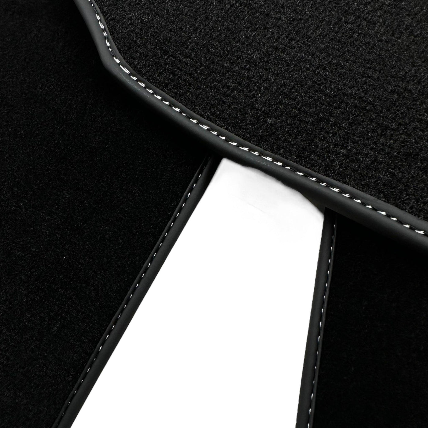 Black Floor Mats for Kia Stonic (2017-2020) - AutoWin