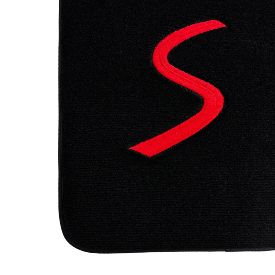Black Floor Mats for Mini Countryman F60 (2017-2023) - AutoWin