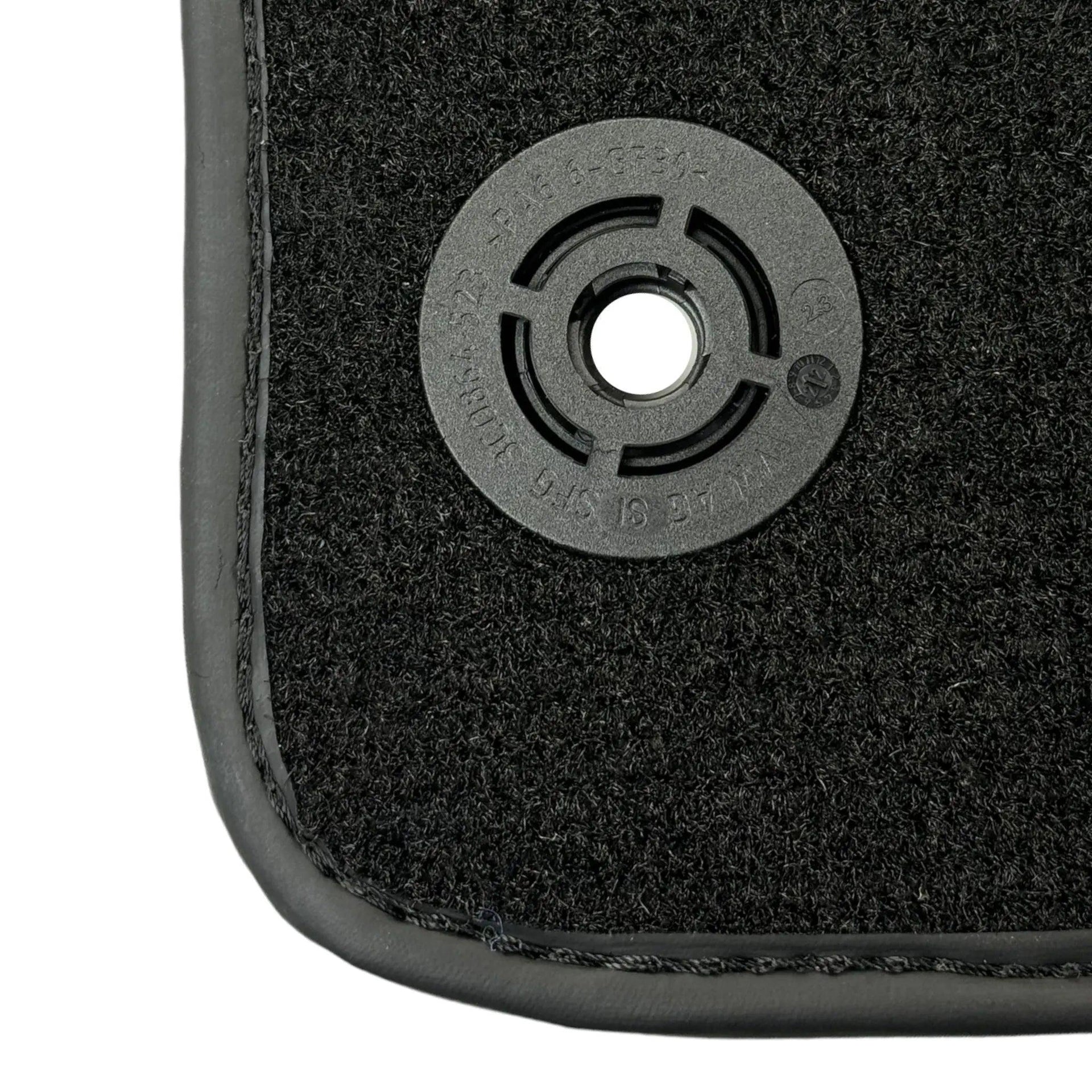 Black Floor Mats for Porsche Macan GTS (2014-2023) - AutoWin