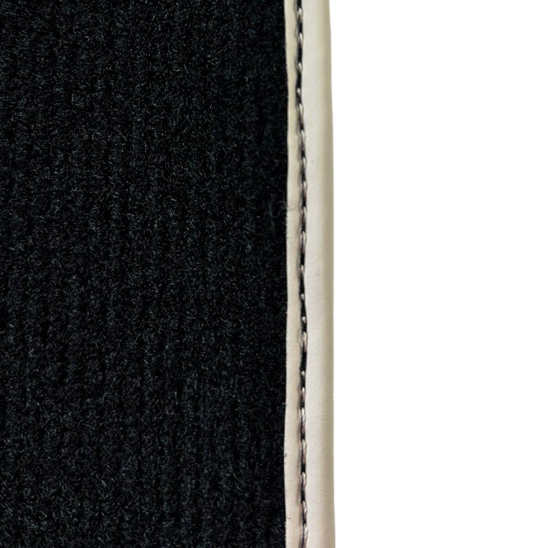 Black Floor Mats For Toyota Land Cruiser 200 (2008-2012) | Beige Trim - AutoWin