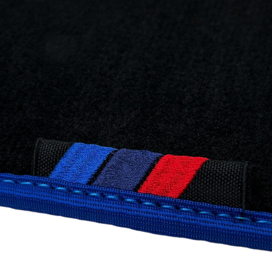 Black Mats For BMW M5 G90 (2023-2026) Sedan | Blue Trim - AutoWin