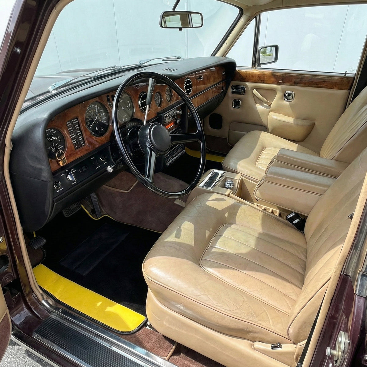 Custom Floor Mats for Rolls Royce Shadow (1965-1977) with Yellow Leather