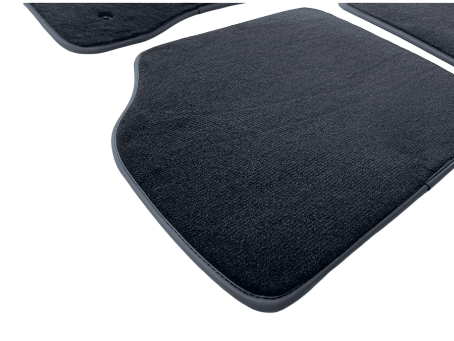 Floor Mats for Lincoln LS (2000-2006) Black Tailored Carpets - AutoWin