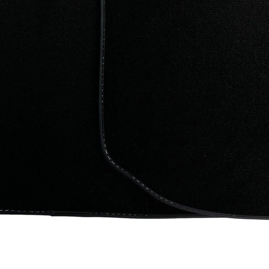 Floor Mats for Toyota Land Cruiser 100 (1998-2007) - AutoWin