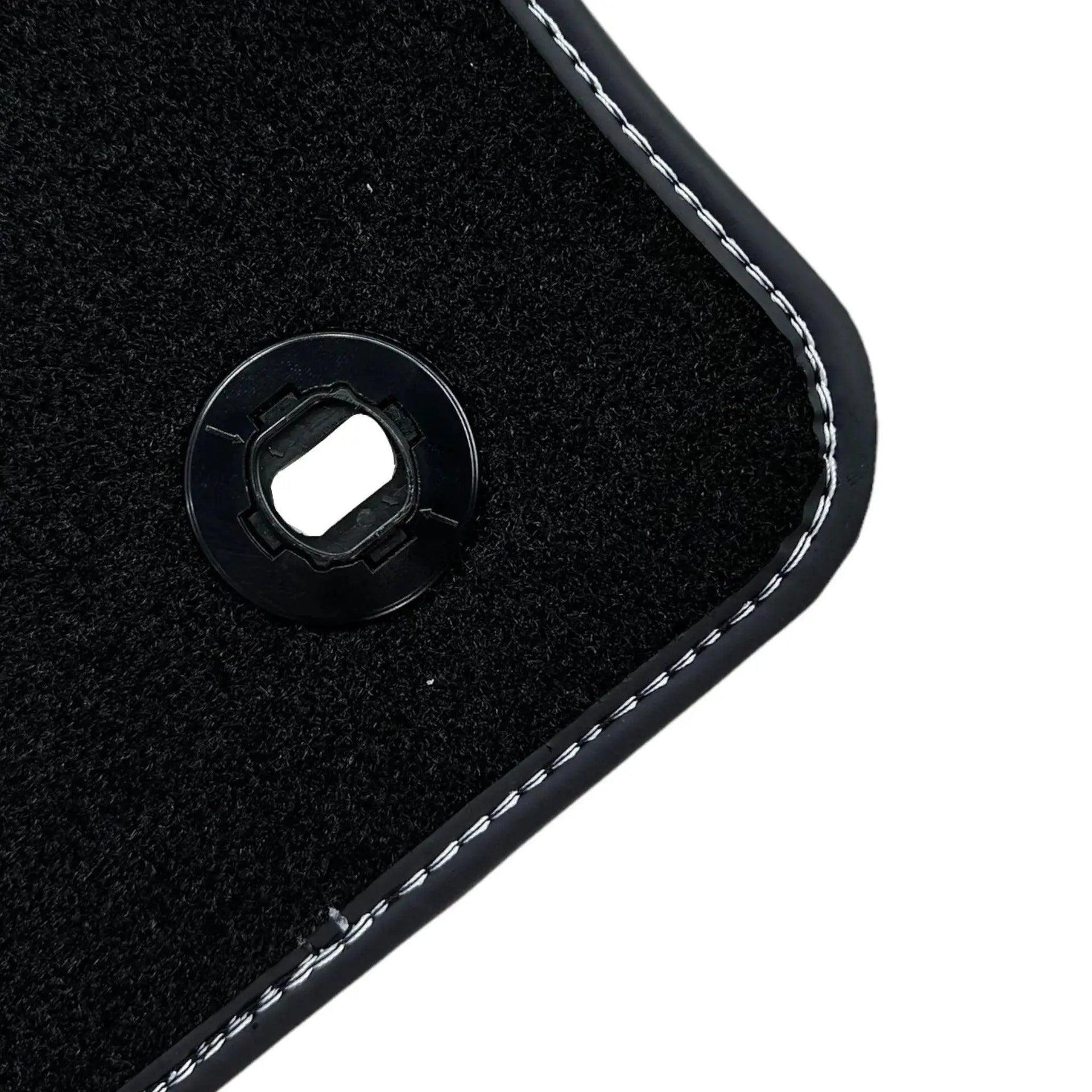 Floor Mats for Toyota Prius (2003-2009) - AutoWin