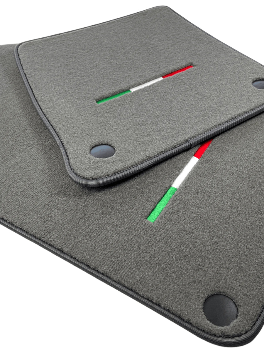 Graue Autofußmatten für Ferrari 612 Scaglietti 2005-2011 Italienische Edition - AutoWin