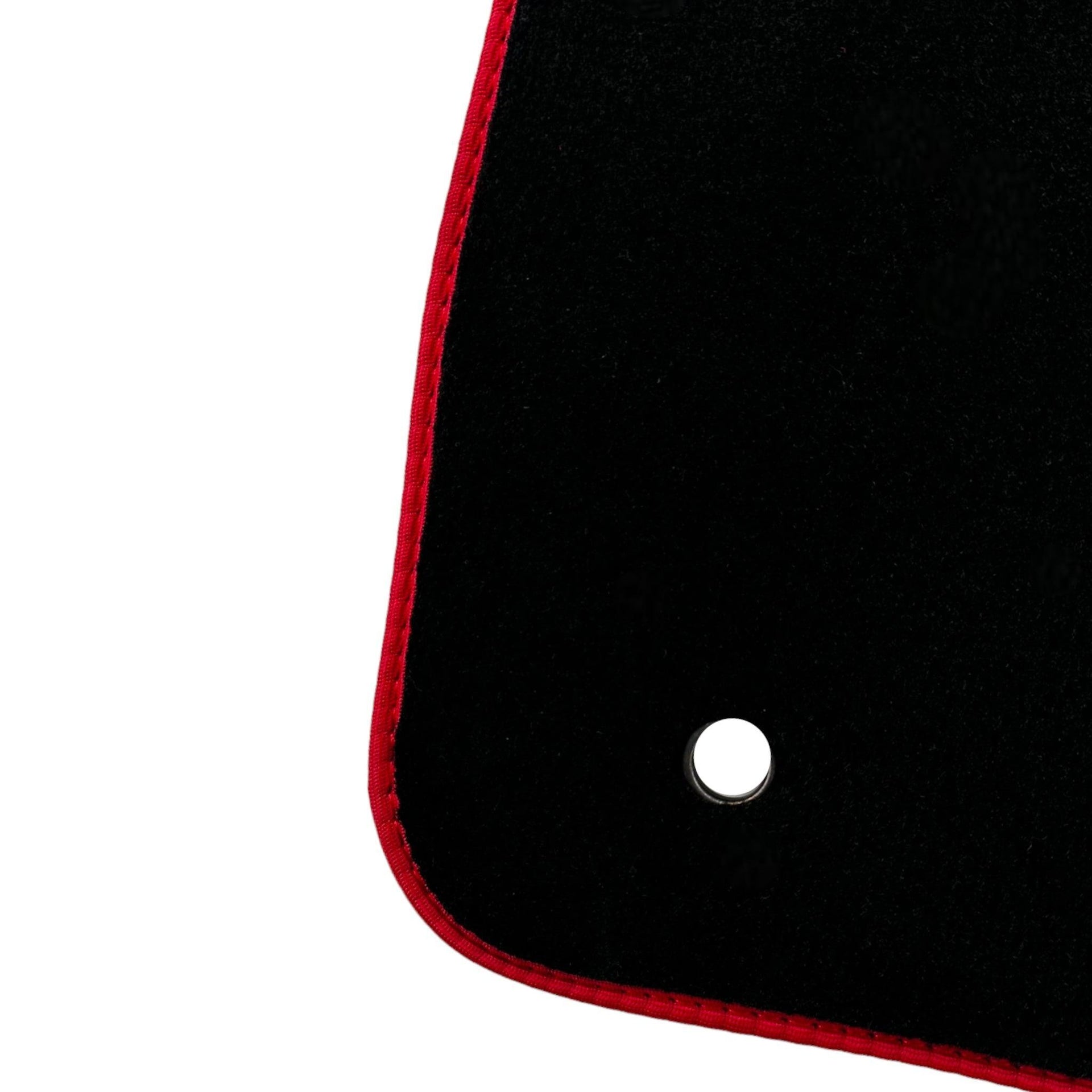 Floor Mats for Toyota Land Cruiser 100 (1998-2007) - AutoWin