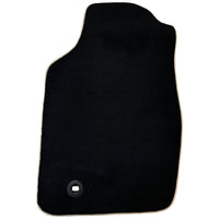 Black Floor Mats For Toyota Hilux (2005-2015) - AutoWin