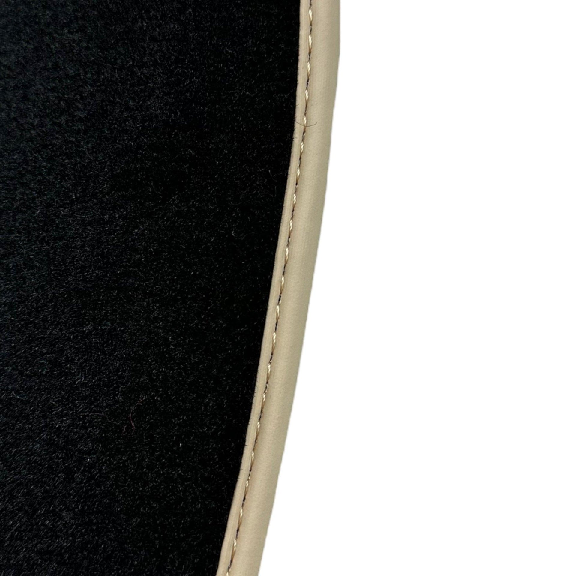 Black Floor Mats For Toyota Hilux (2005-2015) - AutoWin