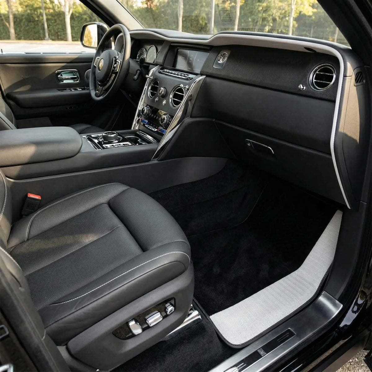 Interior look of floor mats for Rolls Royce Cullinan 2018–2025